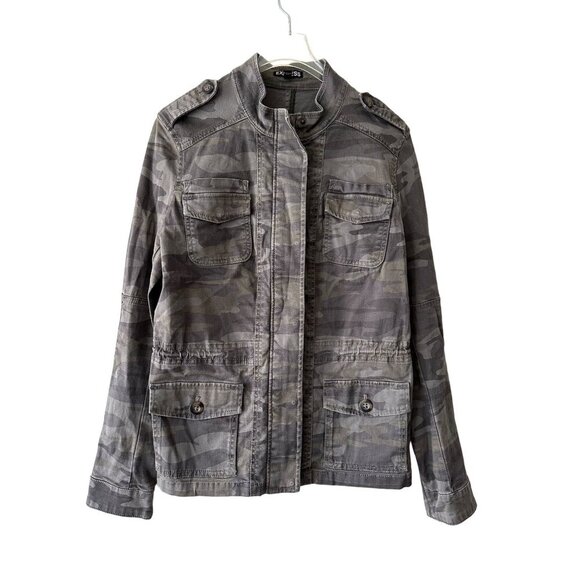 Express Xs Camo Military Style Utility Jacket With Snap & Zip Closure Pockets - Picture 3 of 10
